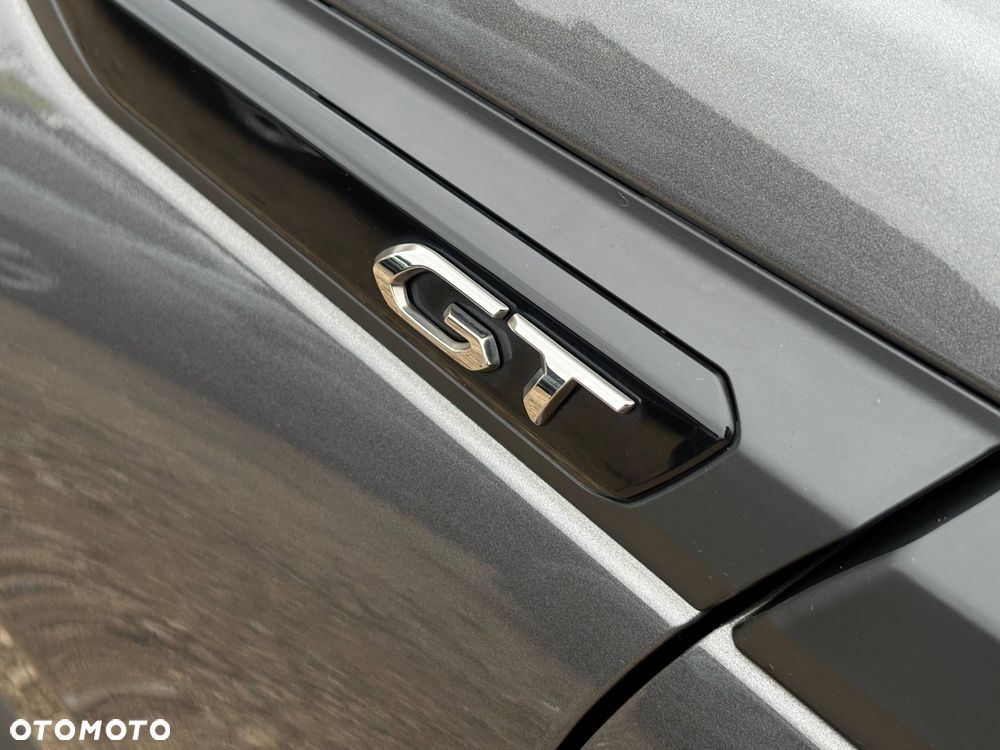 Peugeot 2008 PureTech 130 EAT8 GT - 12