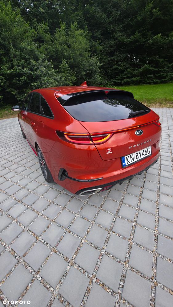 Kia ProCeed 1.6 T-GDI GT DCT - 4