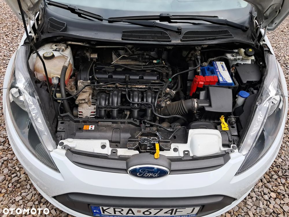 Ford Fiesta - 22
