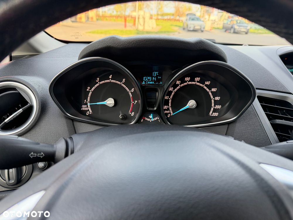 Ford Fiesta 1.25 Silver X (Trend) EU6 - 13