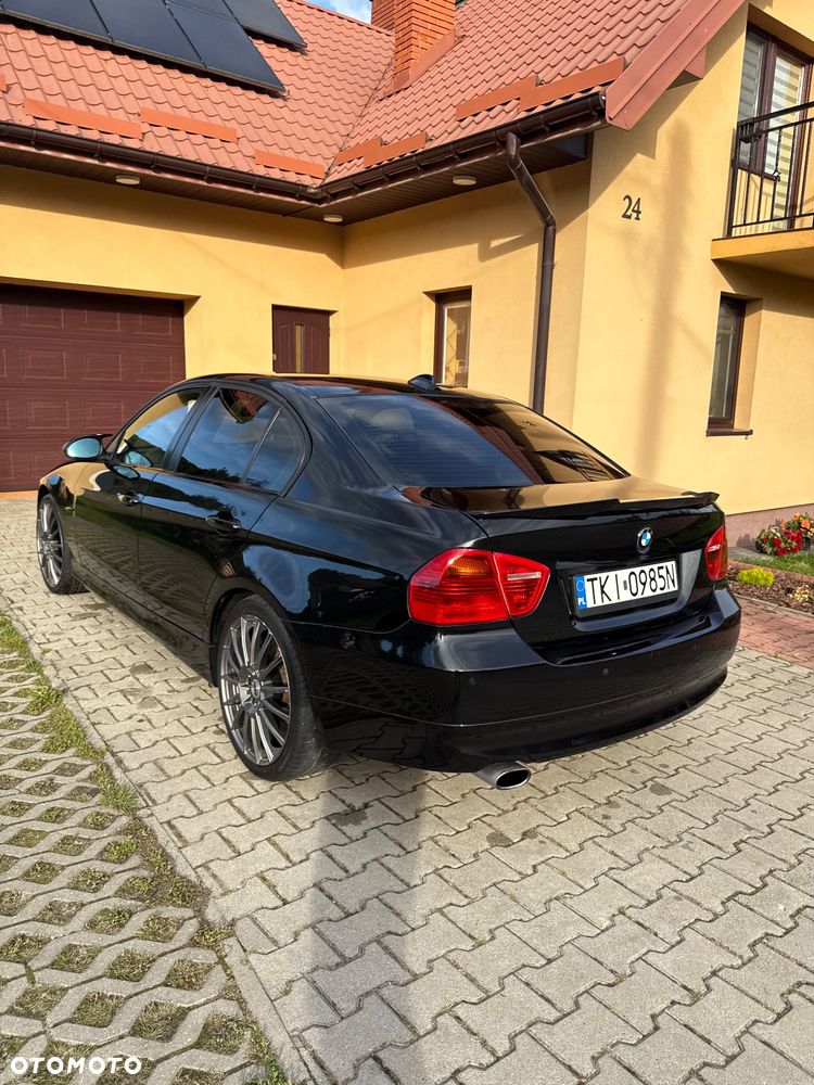 BMW Seria 3 320d DPF Touring - 24