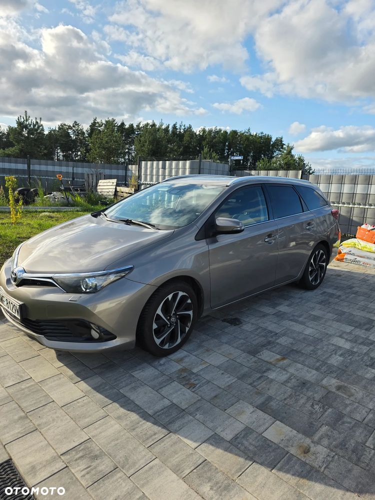 Toyota Auris 1.2 T Premium - 1