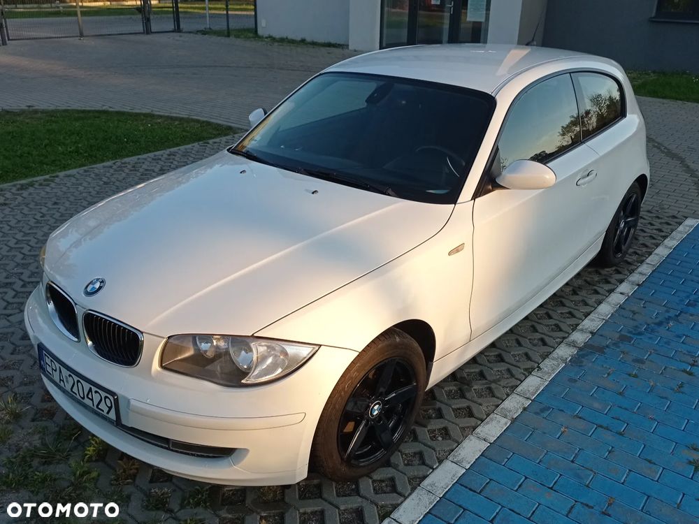 BMW Seria 1 116i - 6