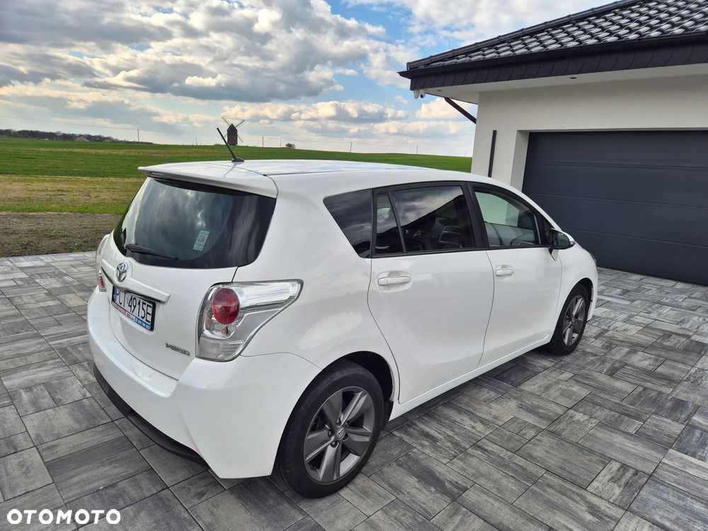 Toyota Verso 1.6 D-4D Premium - 22