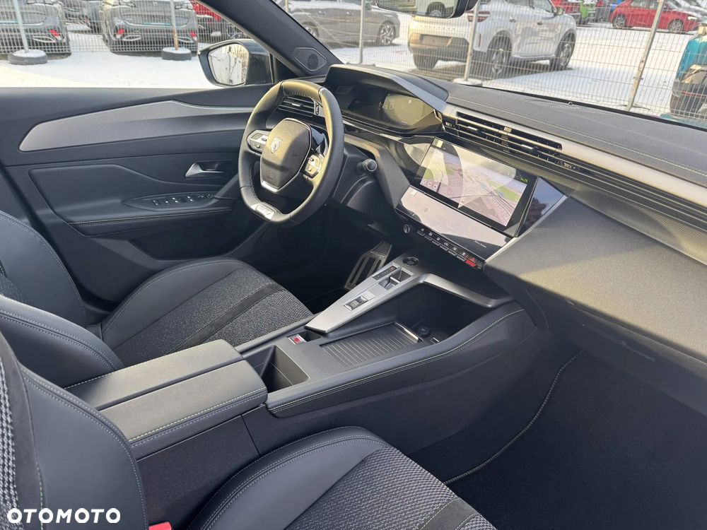 Peugeot 408 1.2 PureTech mHEV GT S&S e-DSC6 - 13