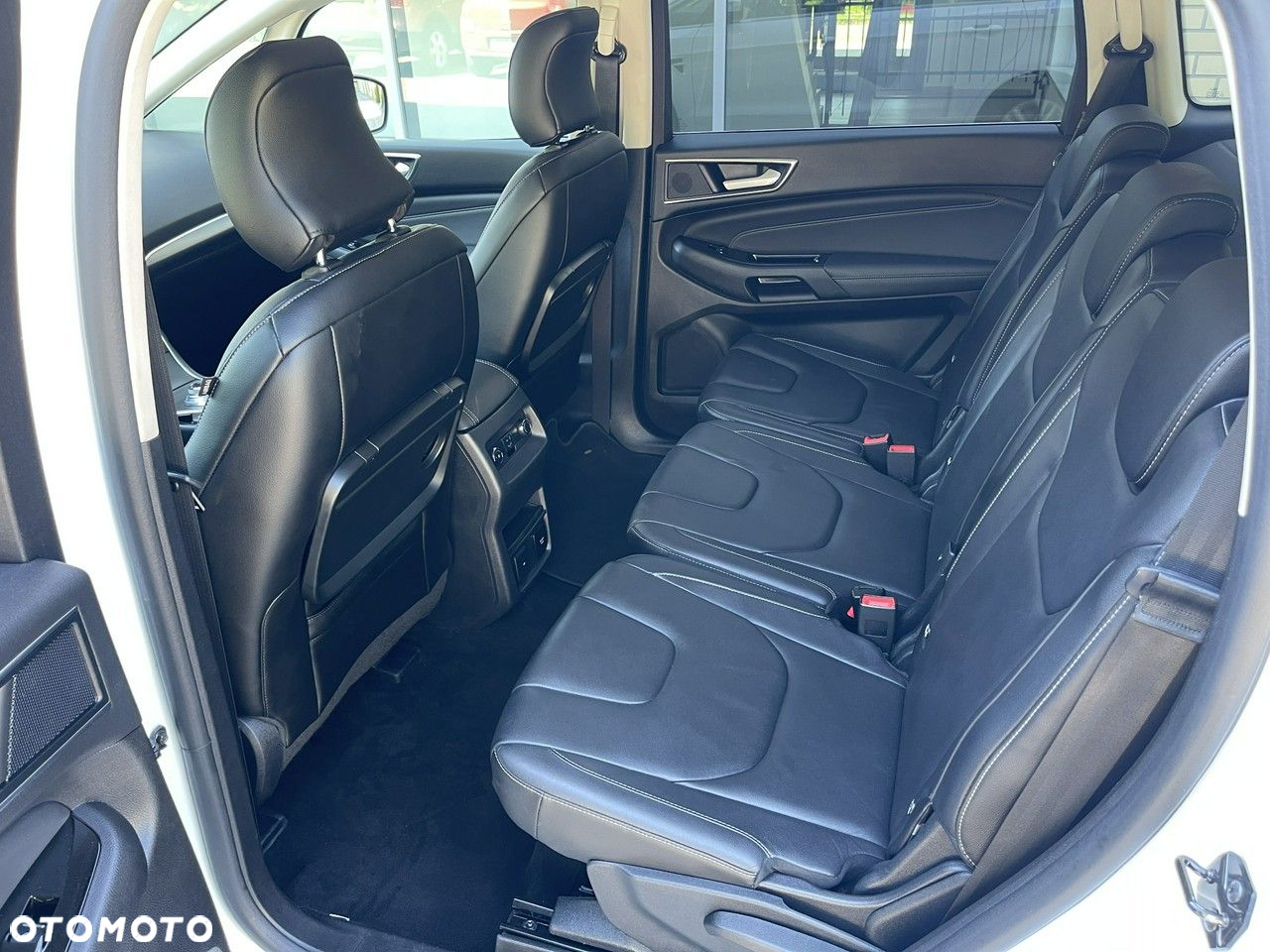 Ford S-Max - 25