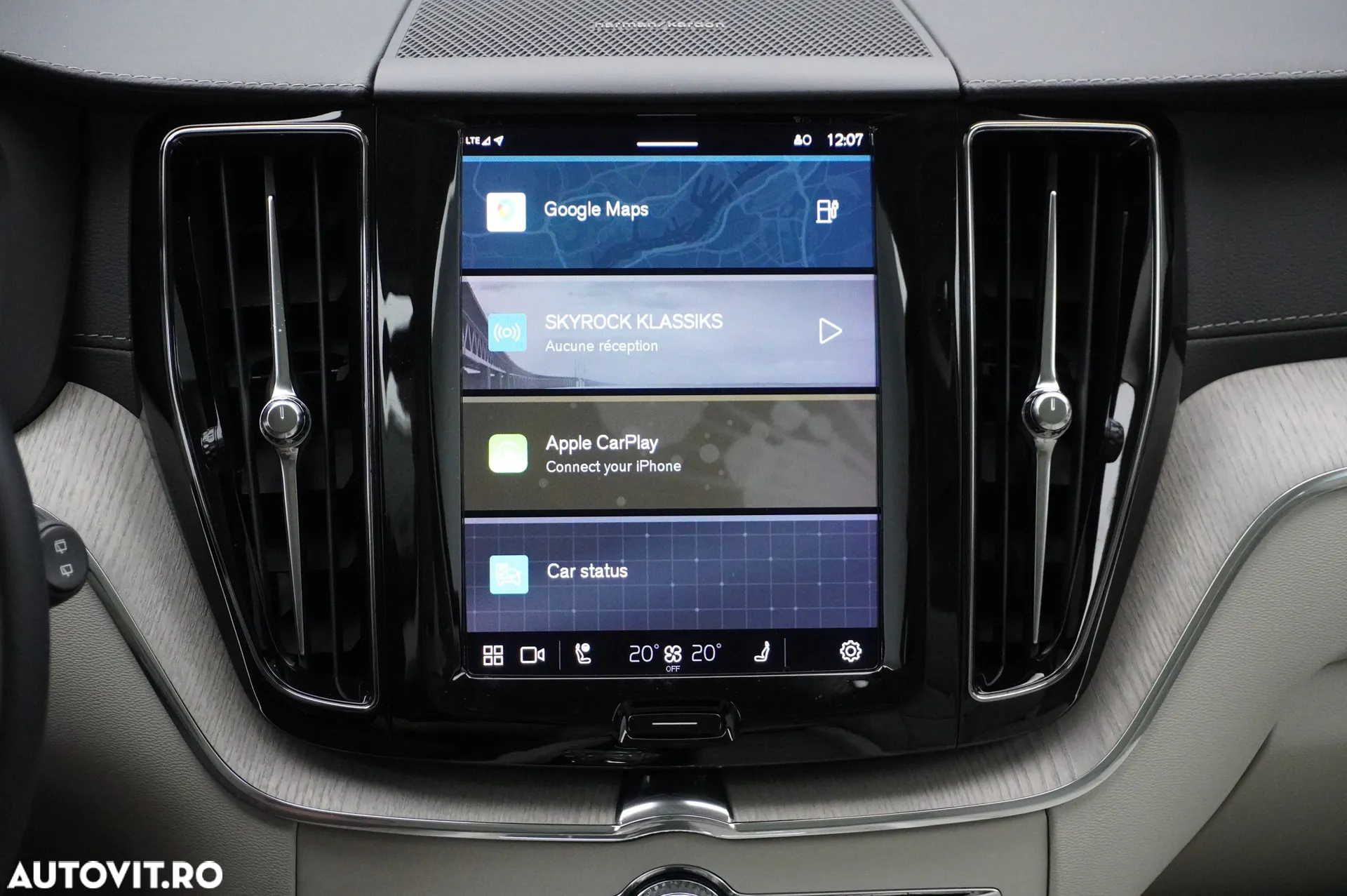 Volvo XC 60 T6 AWD Recharge Geartronic Inscription - 33
