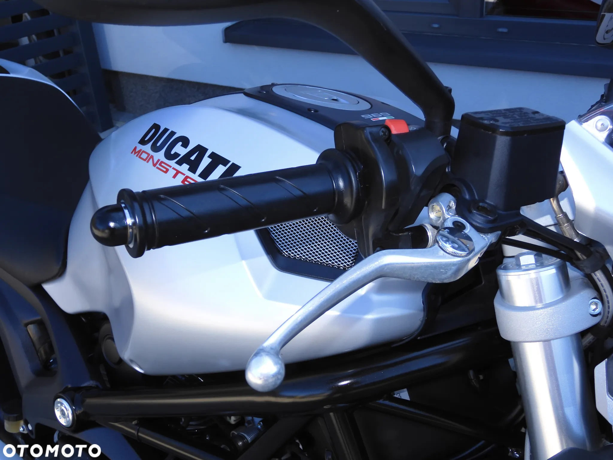 Ducati 696 - 5