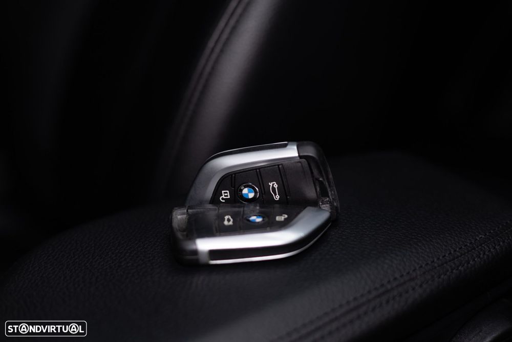 BMW X1 16 d sDrive Line Sport Auto - 44