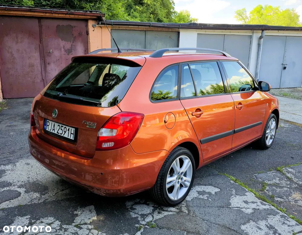 Skoda Fabia 1.4 16V Elegance Plus - 3