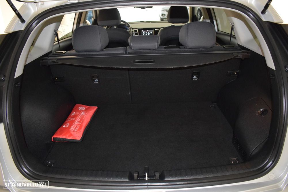 Kia Niro 1.6 GDi PHEV EX - 28