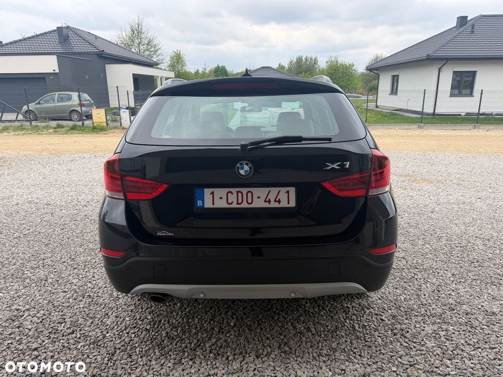 BMW X1 sDrive18d xLine - 14