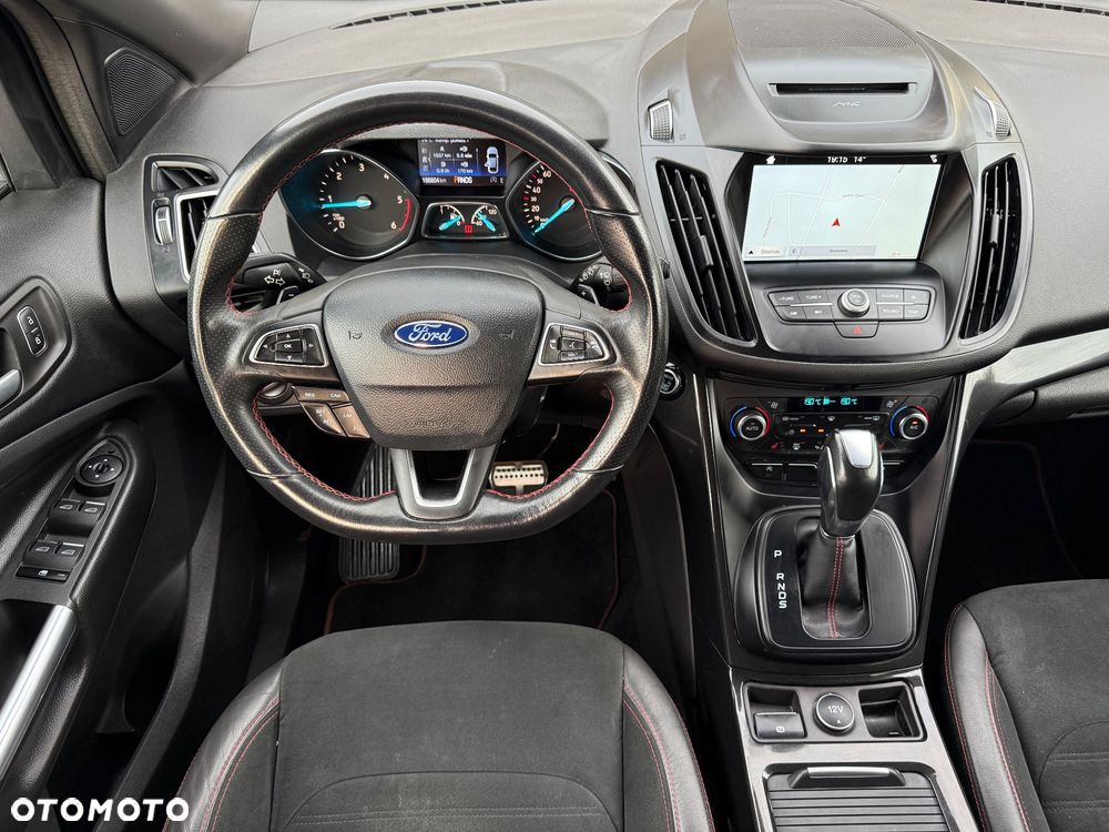 Ford Kuga 2.0 TDCi 2x4 ST-Line - 17