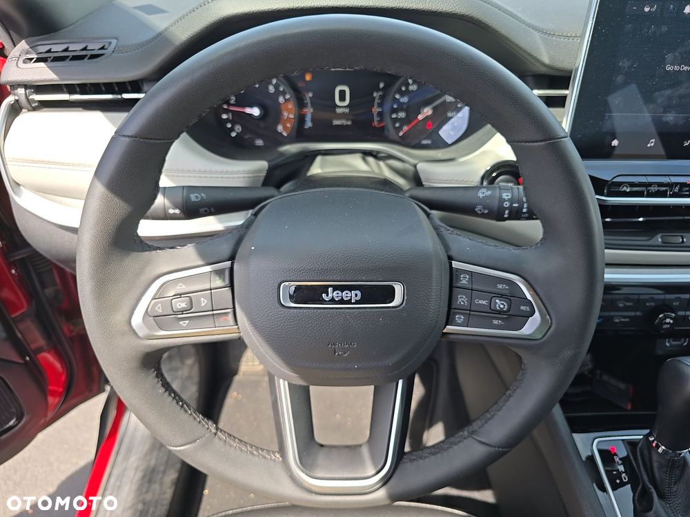 Jeep Compass - 8