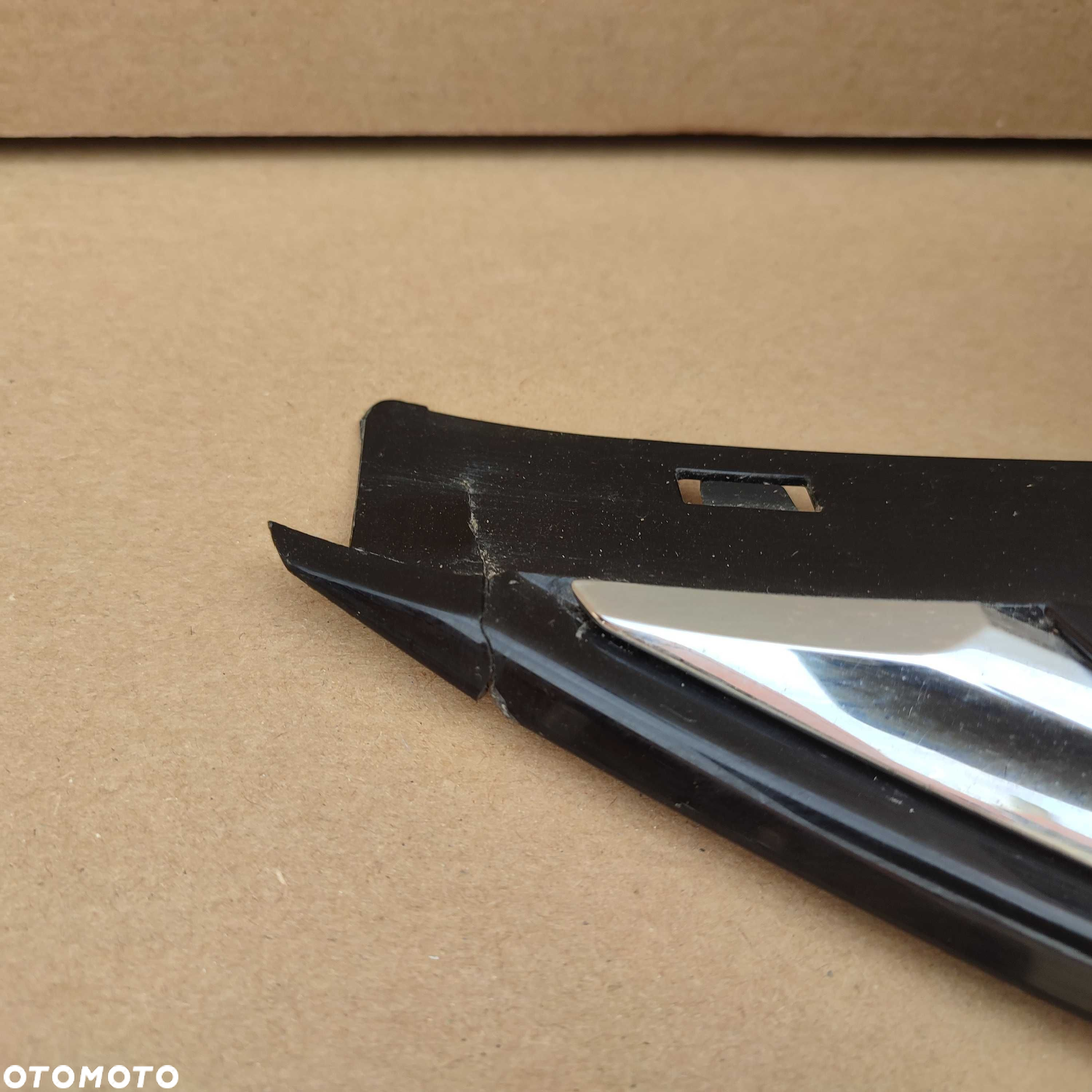 VW Golf Sportsvan Lift grill atrapa zderzaka chrom emblemat - 4