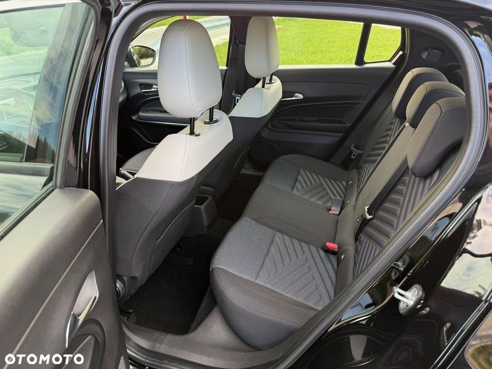 Fiat 600 HYBRID - 10