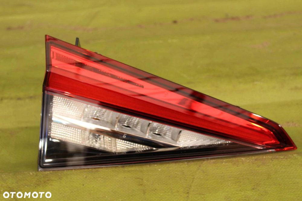 Lampa Skoda Kodiaq 2016-2021r. 565.945.307 tył lewy - 4