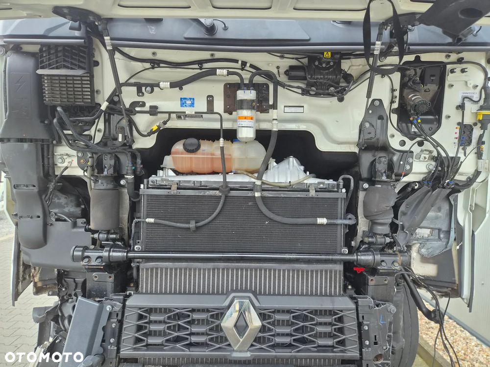 Renault GAMA T520 - 7