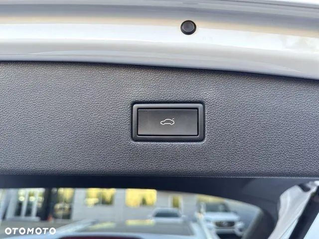 Volkswagen Tiguan - 11