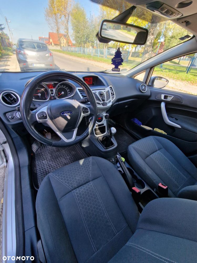 Ford Fiesta 1.6 TDCi Titanium - 8