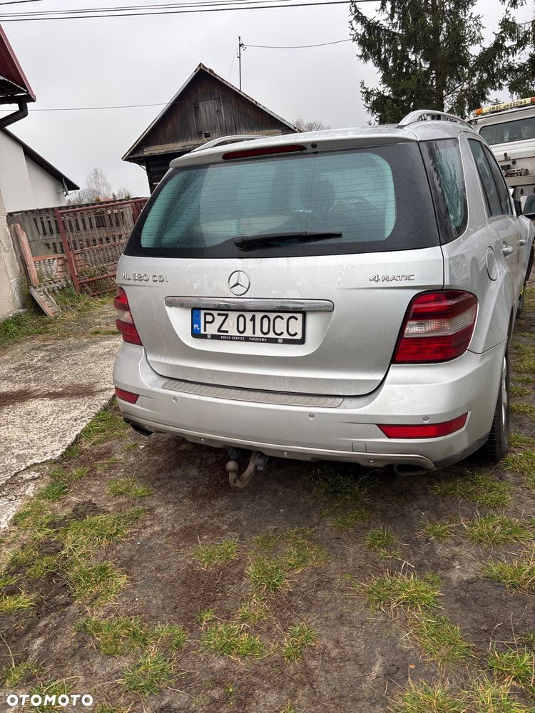 Mercedes-Benz ML 320 CDI 4-Matic - 8