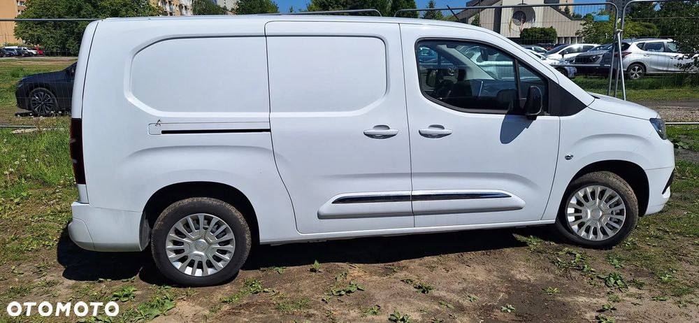 Toyota Proace City 1.5 D-4D Long 2,4t Comfort - 7