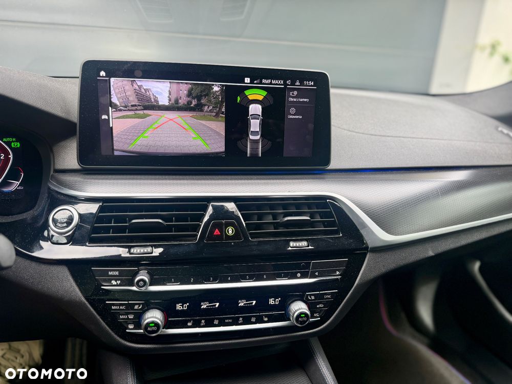 BMW Seria 5 520d mHEV M Sport sport - 14