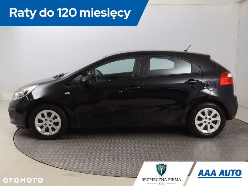 Kia Rio - 4