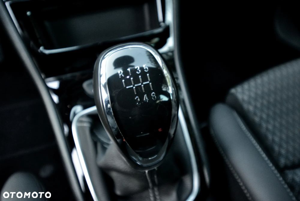 Opel Astra 1.4 Turbo Start/Stop Innovation - 21