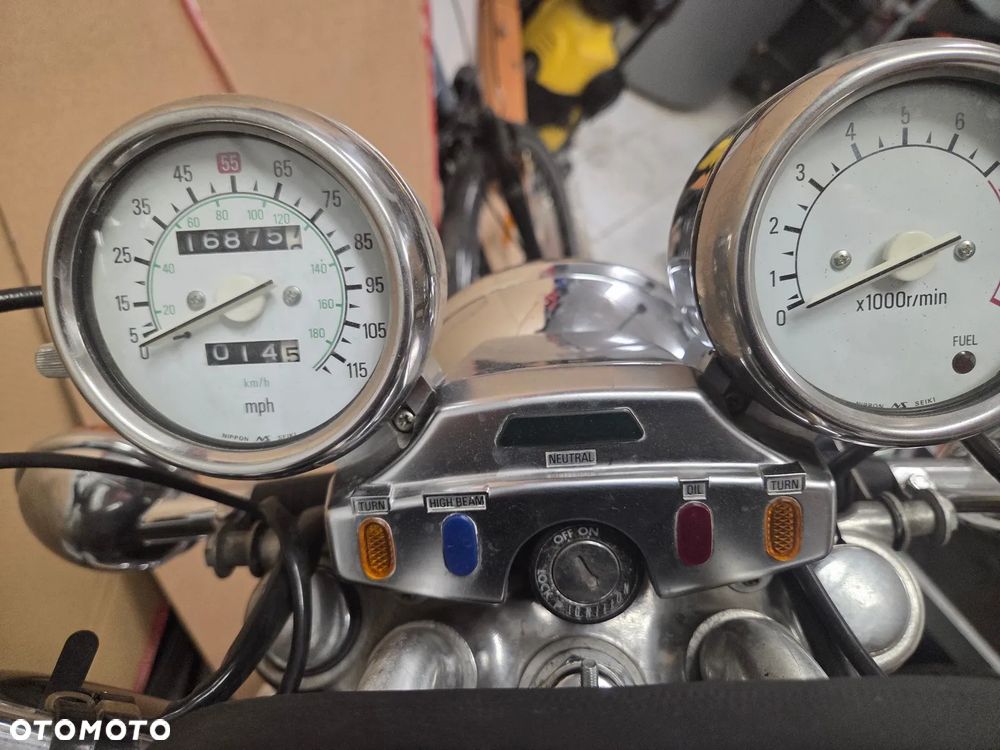 Yamaha XV - 12
