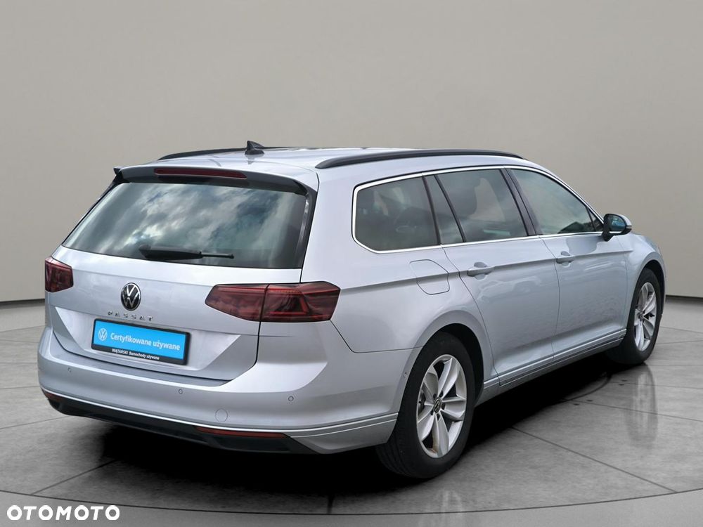 Volkswagen Passat Variant 2.0 TDI Business DSG - 8