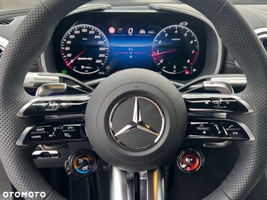 Mercedes-Benz AMG GT 43 mHEV - 7