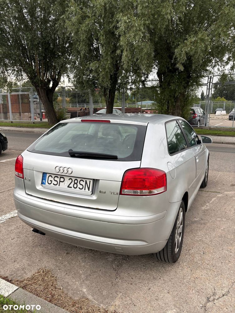 Audi A3 3-drzwiowe 1.9 TDI Attraction - 3