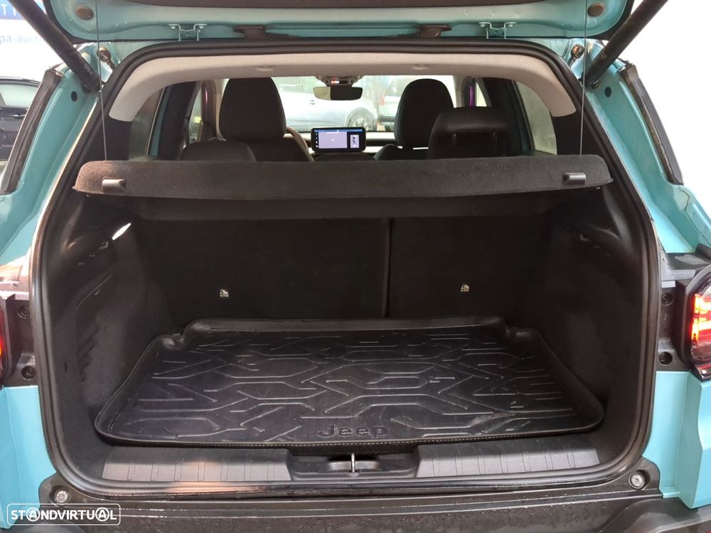 Jeep Avenger Summit - 9