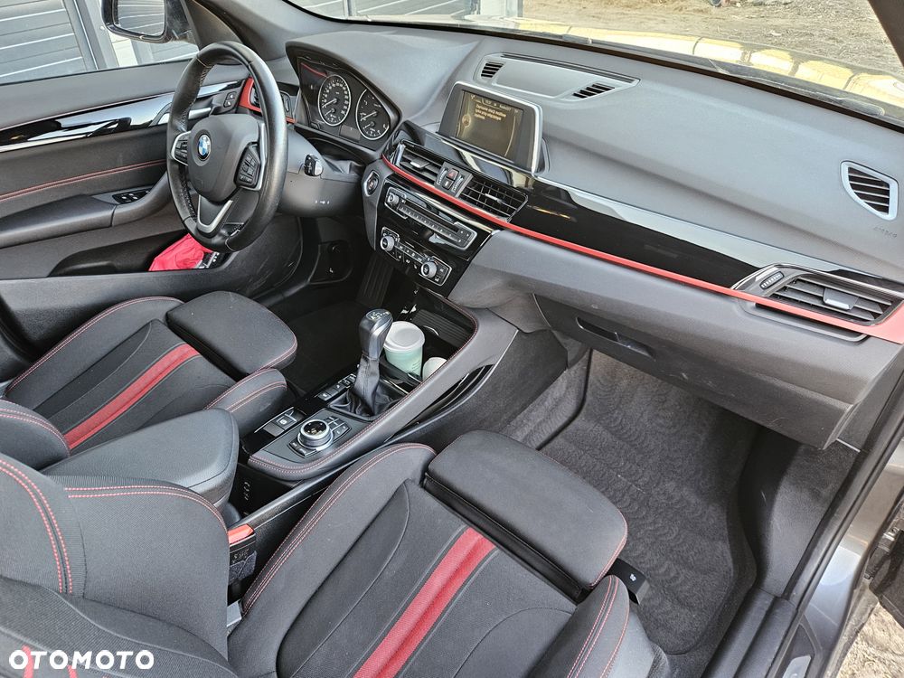 BMW X1 sDrive18d xLine sport - 27