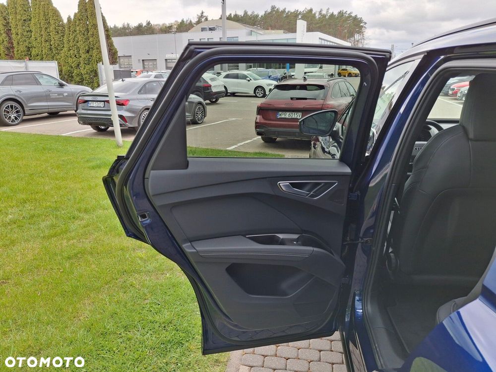 Audi Q4 e-tron - 23