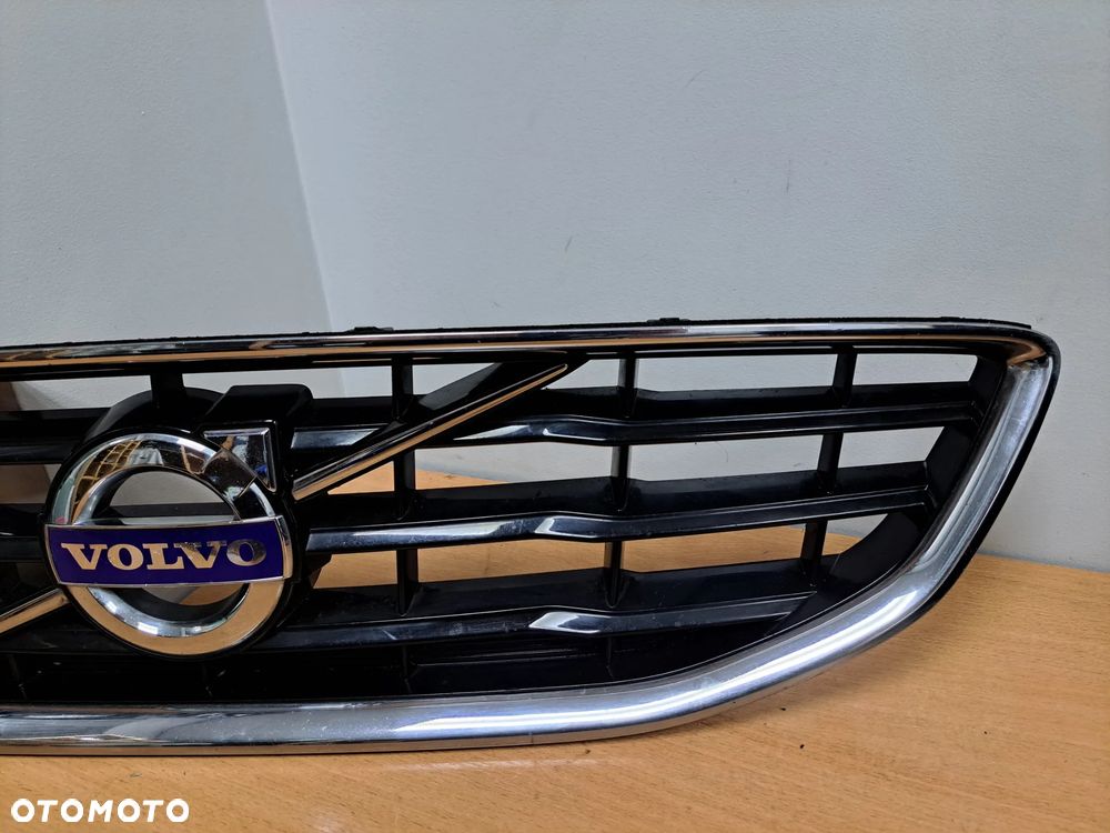 VOLVO V40 2012- GRILL ATRAPA CHŁODNICY 31353120 - 4