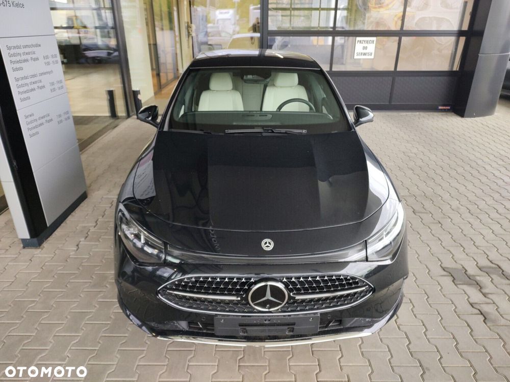 Mercedes-Benz CLA - 2