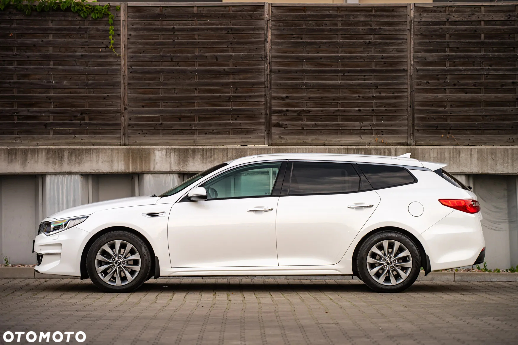 Kia Optima 1.7 CRDI L DCT - 9