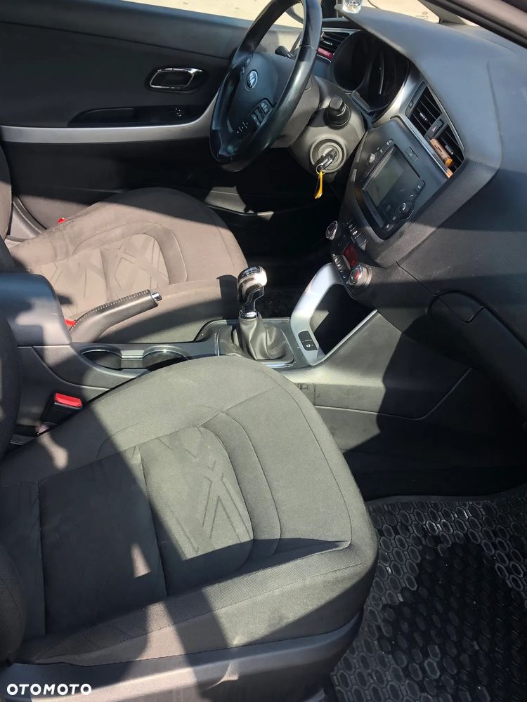 Kia Ceed 1.6 CRDi L - 13