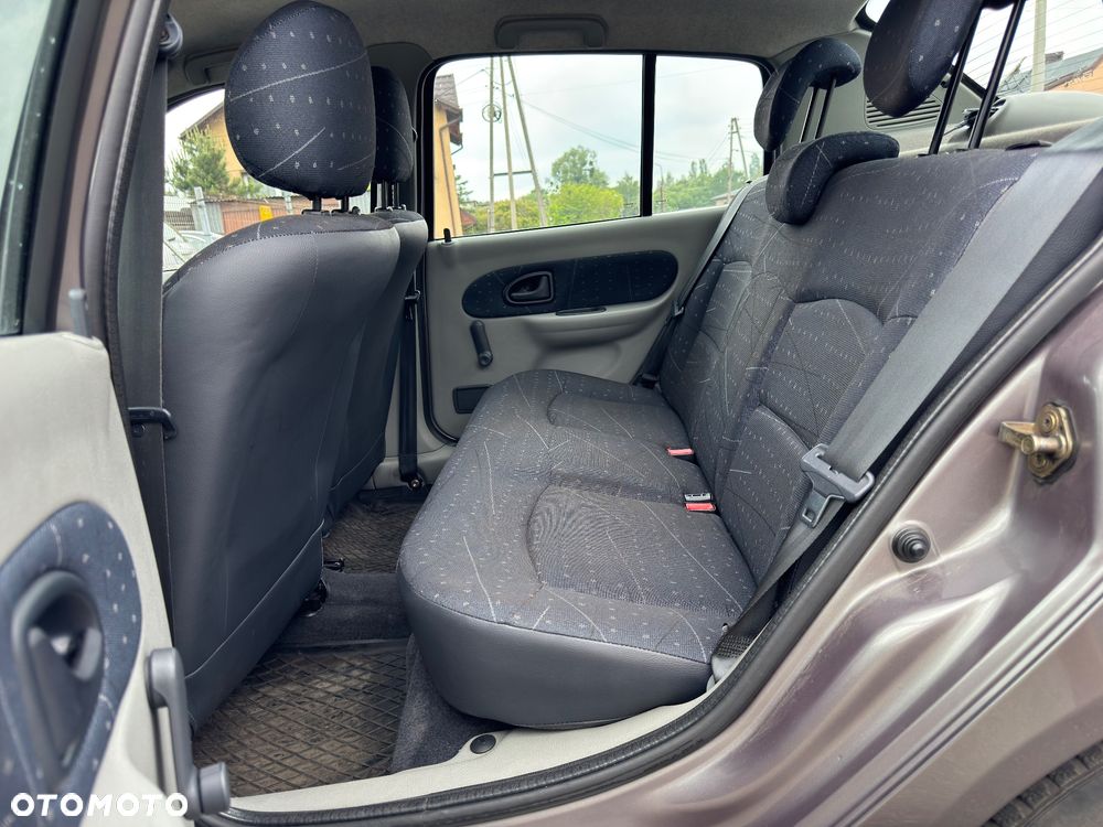 Renault Thalia 1.5 dCi Expression - 26