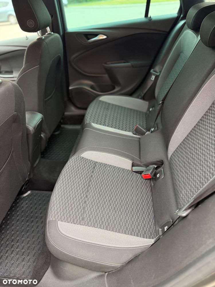 Opel Astra 1.5 CDTI S&S - 17