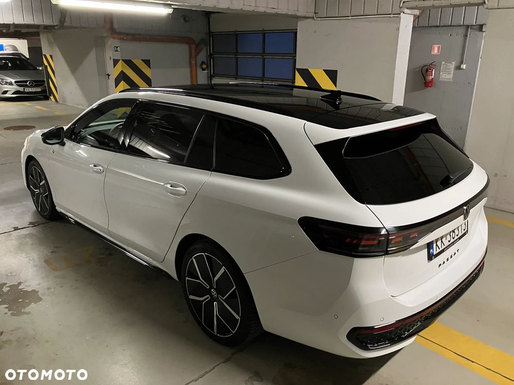 Volkswagen Passat - 8