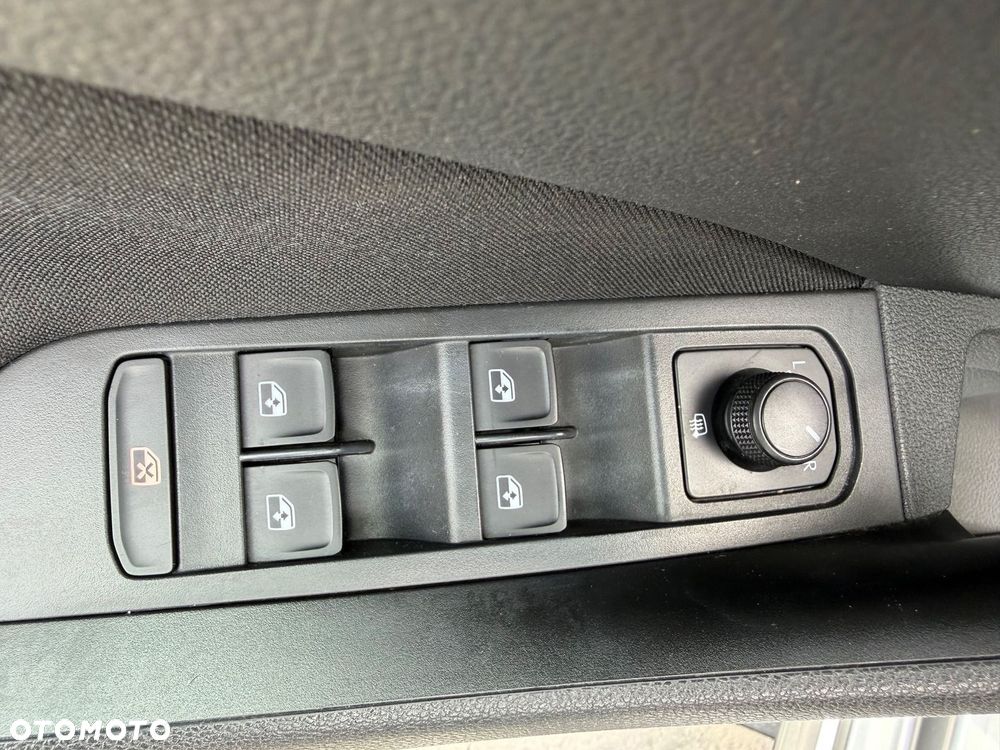 Skoda Kamiq 1.0 TSI Ambition - 37