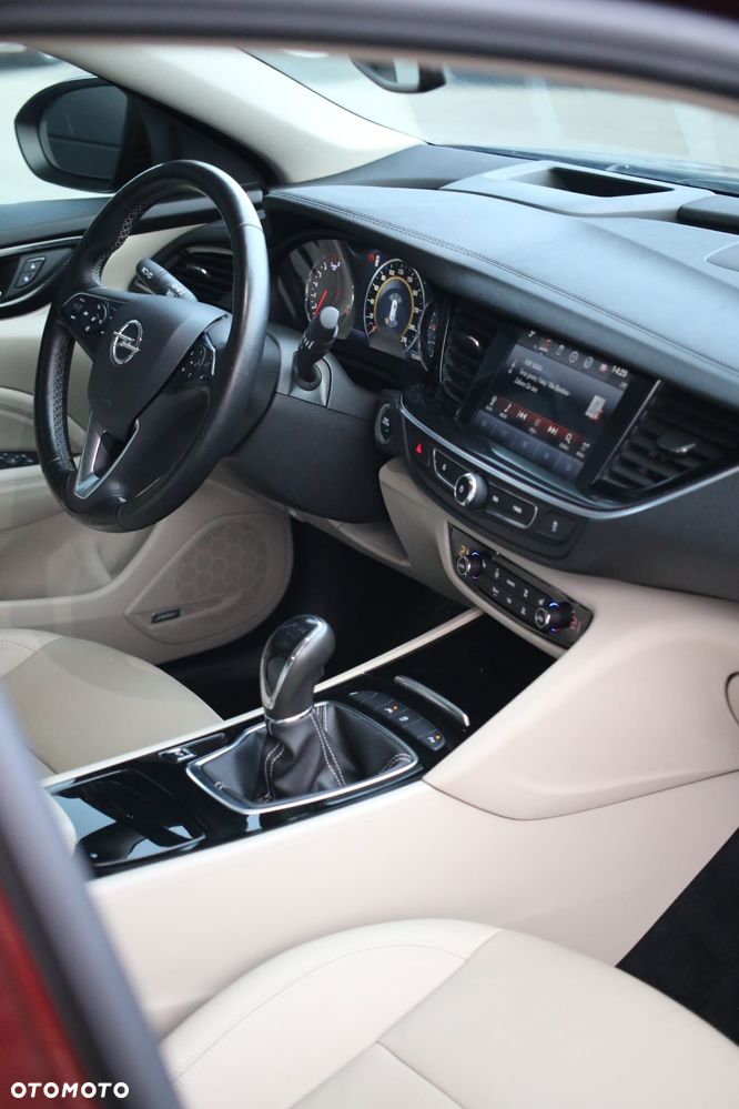 Opel Insignia 1.5 T Innovation S&S - 21