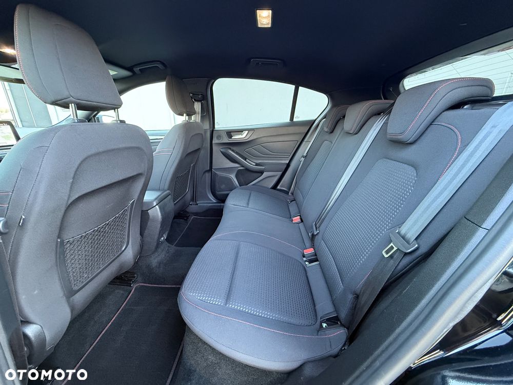 Ford Focus 1.0 EcoBoost ST-Line - 20
