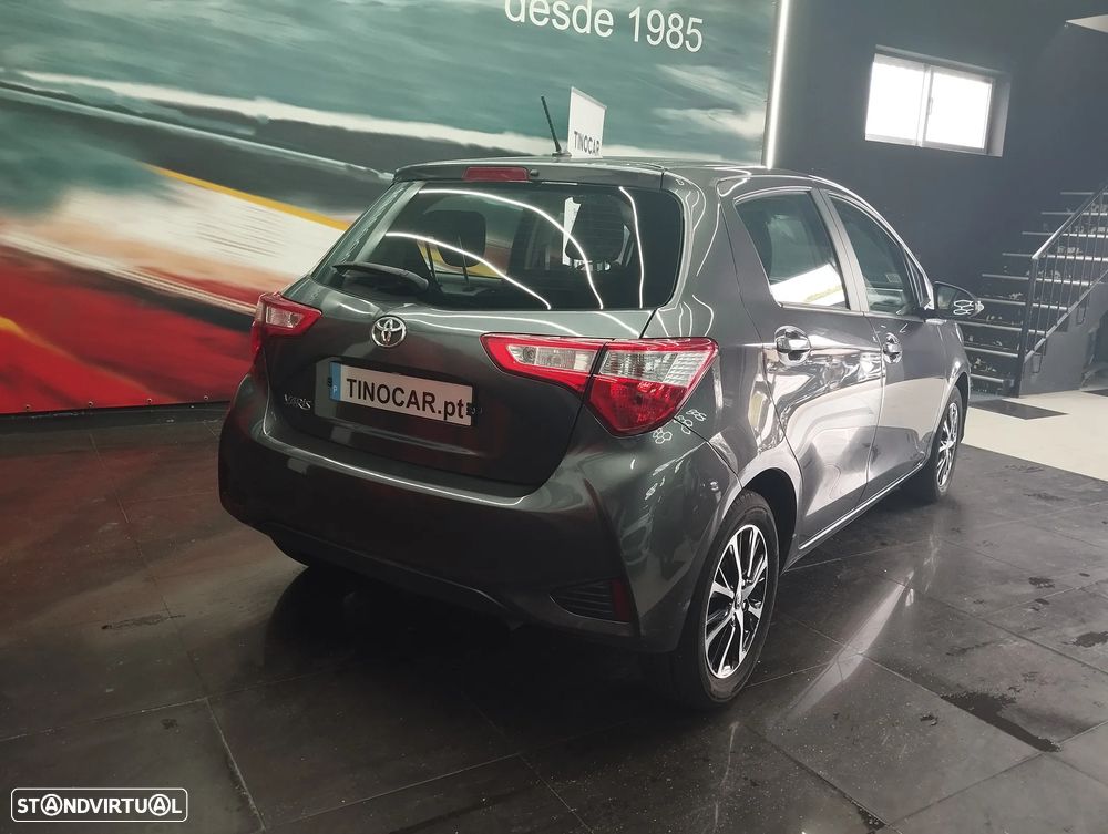 Toyota Yaris 1.0 VVT-i Comfort — fotografia 4