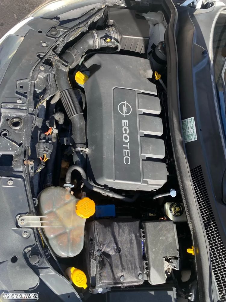 Opel CORSA - 3