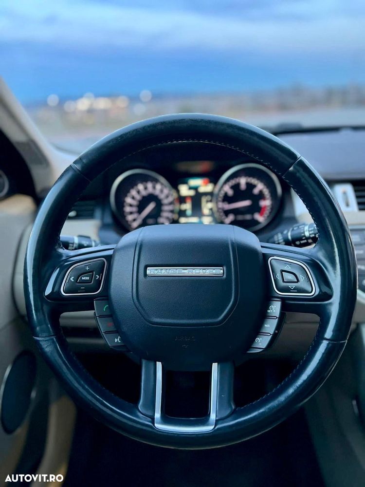 Land Rover Range Rover Evoque - 12