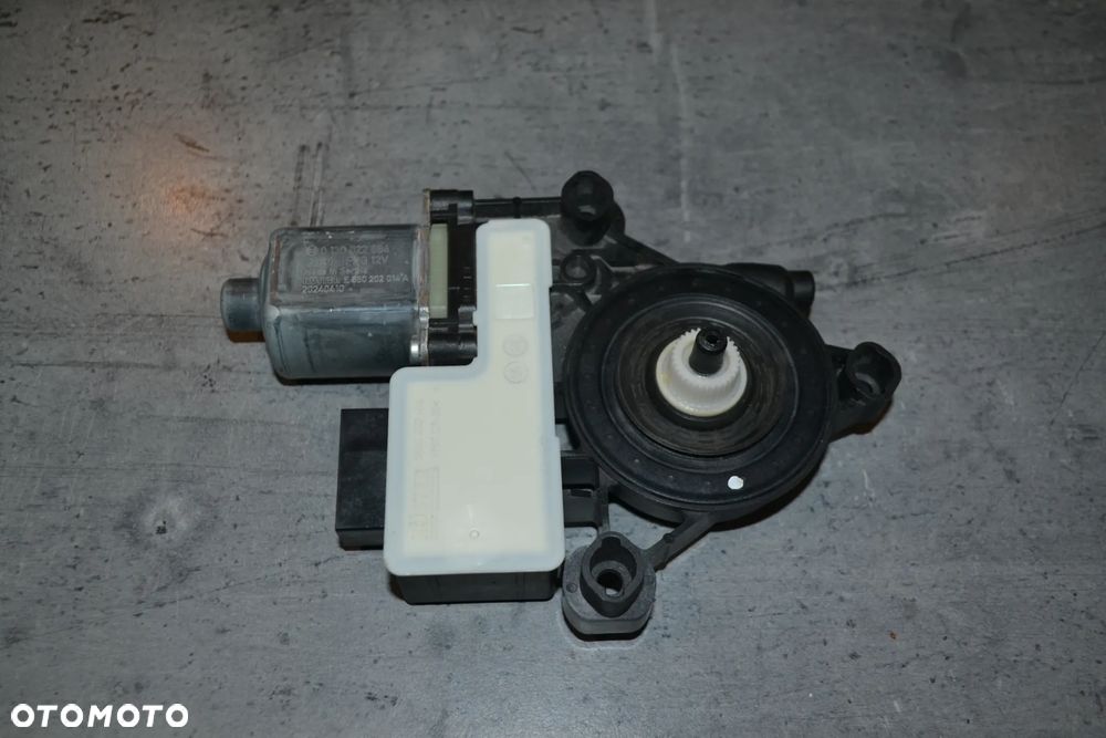 VW AUDI SEAT SKODA SILNICZEK SZYB TYŁ TYLNY 5Q0959408D - 2